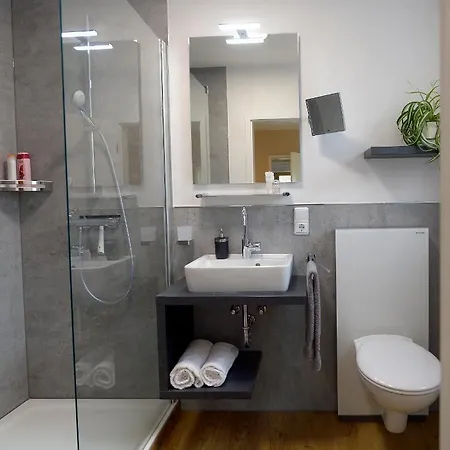 Wagner 4 Sterne Apartment Neef