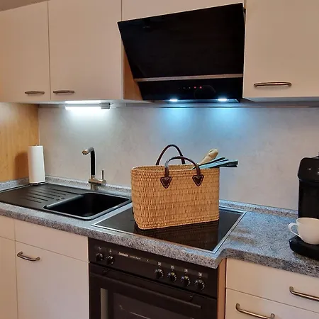 Wagner 4 Sterne * Neef