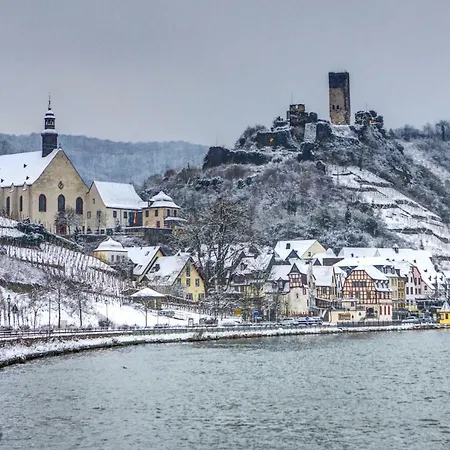 Wagner 4 Sterne Neef